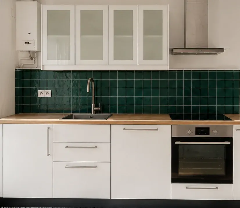 Aperçu du chantier : Rénovation & agencement sur-mesure d'une cuisine en appartement